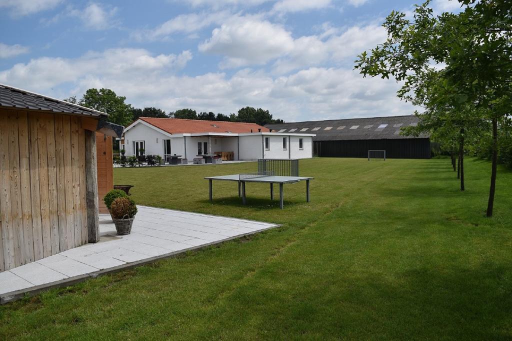 Herkenhoek 5 Bedroom Apartment Heeswijk-Dinther Екстер'єр фото